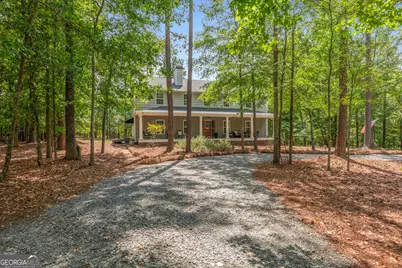 308 W Lakeview Drive NE, Milledgeville, GA 31061 - Photo 1