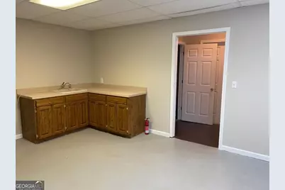6170 Devonshire Drive #(BASEMENT APT), Flowery Branch, GA 30542 - Photo 8