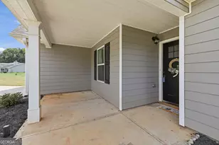 122 Pecan St, Danielsville, GA 30633 - Photo 4