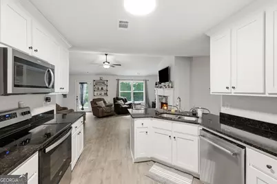 122 Pecan Street, Danielsville, GA 30633 - Photo 8