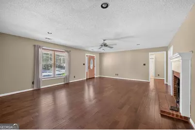 138 Lakeshore Circle NE, Milledgeville, GA 31061 - Photo 6