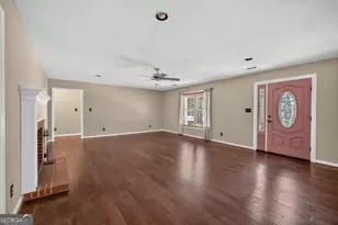 138 Lakeshore Cir NE, Milledgeville, GA 31061 - Photo 8