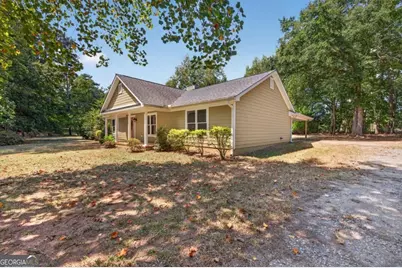 138 Lakeshore Circle NE, Milledgeville, GA 31061 - Photo 2