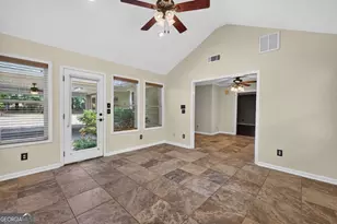 138 Lakeshore Cir NE, Milledgeville, GA 31061 - Photo 14