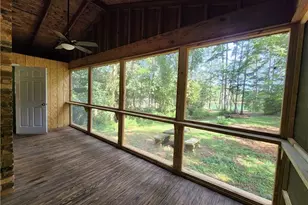 1071 Powderbag Creek Rd, Hartwell, GA 30643 - Photo 4