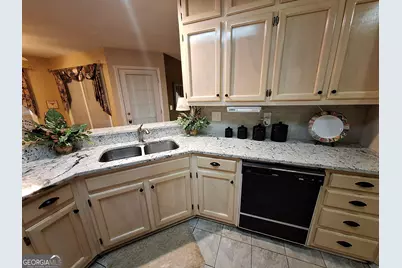 3335 Rock Creek Drive, Rex, GA 30273 - Photo 8