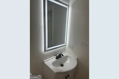 890 Center Hill Avenue NW, Atlanta, GA 30318 - Photo 6