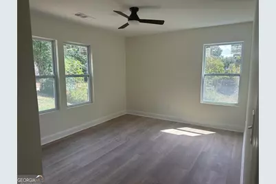 890 Center Hill Avenue NW, Atlanta, GA 30318 - Photo 18