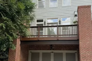 1602 Chatterton Ct NE, Atlanta, GA 30329 - Photo 4