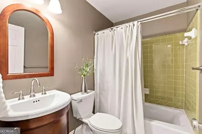 330 Waverly Hall Drive, Roswell, GA 30075 - Photo 32