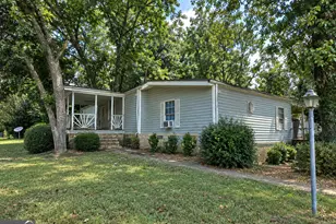 810 Steele Dr, Hampton, GA 30228 - Photo 2