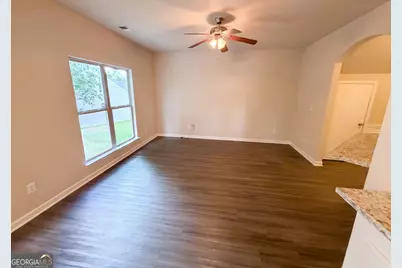 4473 Ravenwood Drive, Union City, GA 30291 - Photo 4
