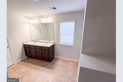 4473 Ravenwood Drive, Union City, GA 30291 - Photo 14