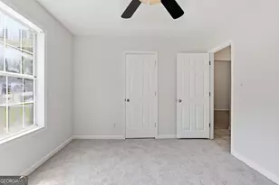 5137 Hill Farm Dr NE, Woodstock, GA 30188 - Photo 10