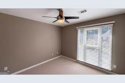 142 Clubhouse Drive NW, Kennesaw, GA 30144 - Photo 10