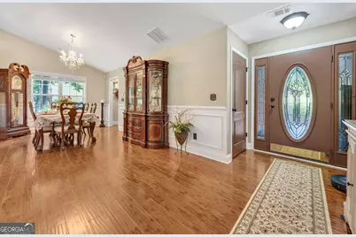 40 Woodcrest Avenue, Covington, GA 30016 - Photo 4