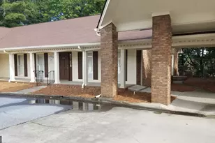 5243 Snapfinger Woods Dr, Decatur, GA 30035 - Photo 1