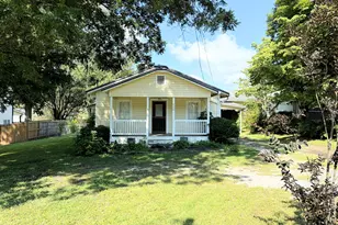 450 Bowdon St, Tallapoosa, GA 30176 - Photo 1