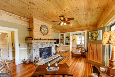 493 Valley Street, Clayton, GA 30525 - Photo 6