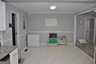 579 Lynmore Ave, Macon, GA 31206 - Photo 8