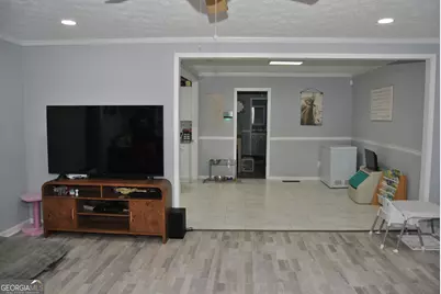 579 Lynmore Avenue, Macon, GA 31206 - Photo 6