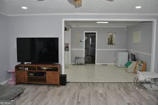 579 Lynmore Ave, Macon, GA 31206 - Photo 6