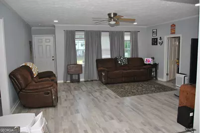 579 Lynmore Avenue, Macon, GA 31206 - Photo 4