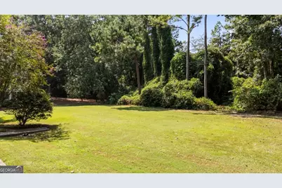611 Barrington Hills Drive, Sandy Springs, GA 30350 - Photo 12