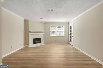 611 Barrington Hills Drive, Sandy Springs, GA 30350 - Photo 18