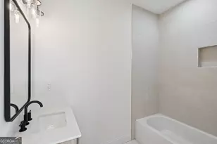 2303 Whites Mill Rd, Decatur, GA 30032 - Photo 28