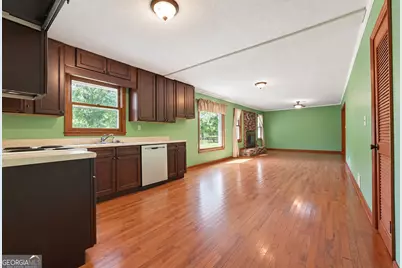 115 Price Drive W, Locust Grove, GA 30248 - Photo 4