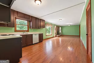115 Price Dr W, Locust Grove, GA 30248 - Photo 4