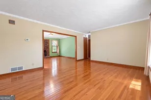 115 Price Dr W, Locust Grove, GA 30248 - Photo 10