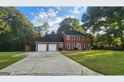 107 Hunters Ridge Road, Warner Robins, GA 31093 - Photo 2