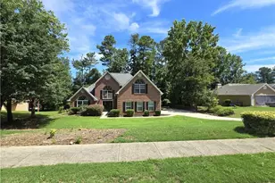 322 Fernhill Ct, Jonesboro, GA 30236 - Photo 2