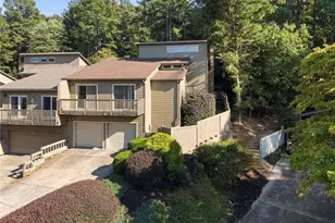 3000 Sawtooth Cir, Johns Creek, GA 30022 - Photo 2