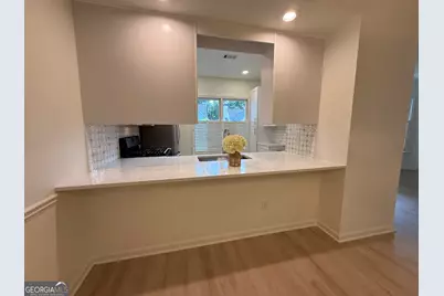 183 Victoria Way #183, Roswell, GA 30075 - Photo 6