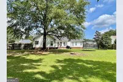 1813 N Leah Lane, Statesboro, GA 30461 - Photo 4