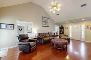 1813 N Leah Ln, Statesboro, GA 30461 - Photo 10