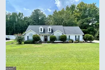 1813 N Leah Lane, Statesboro, GA 30461 - Photo 1