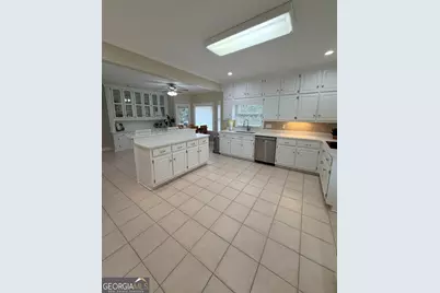 511 Clearwater Drive, McDonough, GA 30252 - Photo 14