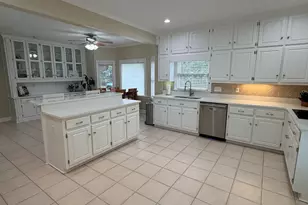 511 Clearwater Dr, McDonough, GA 30252 - Photo 14
