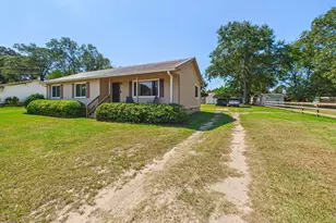 613 Duncan Ave, Unadilla, GA 31091 - Photo 6