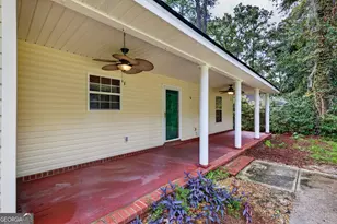 504 Lake Dr, Midway, GA 31320 - Photo 6