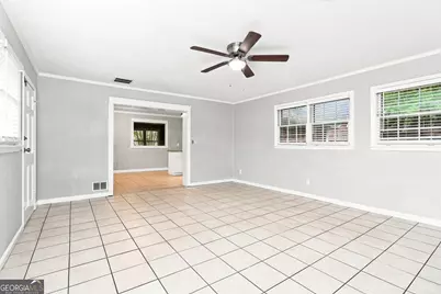 2321 Hollyridge Drive SW, Marietta, GA 30060 - Photo 12