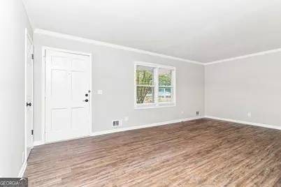2321 Hollyridge Drive SW, Marietta, GA 30060 - Photo 4