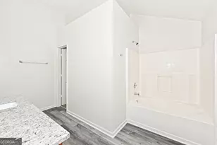 7060 Ravenwood Ln, Lithonia, GA 30038 - Photo 16