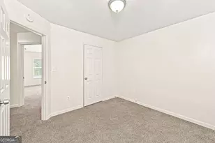 7060 Ravenwood Ln, Lithonia, GA 30038 - Photo 10