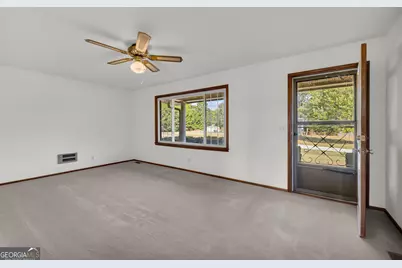 61 Farris Road, Hartwell, GA 30643 - Photo 4