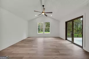 1040 Woodbine Dr, Watkinsville, GA 30677 - Photo 8